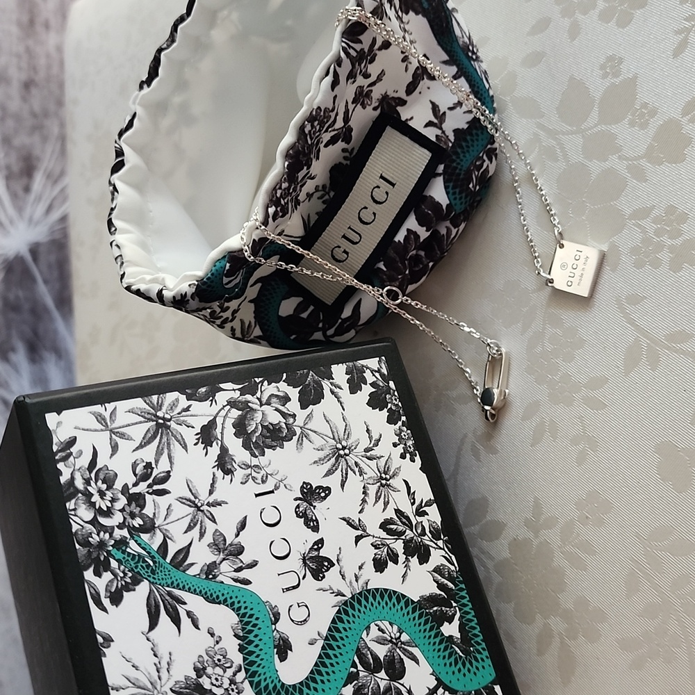 Gucci Square Plate Necklace